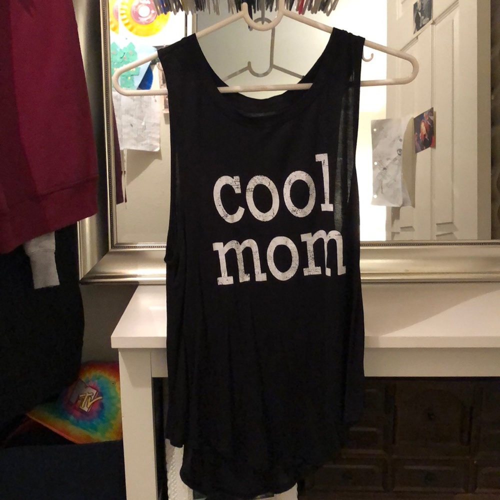 Black cool mom stretchy tank top